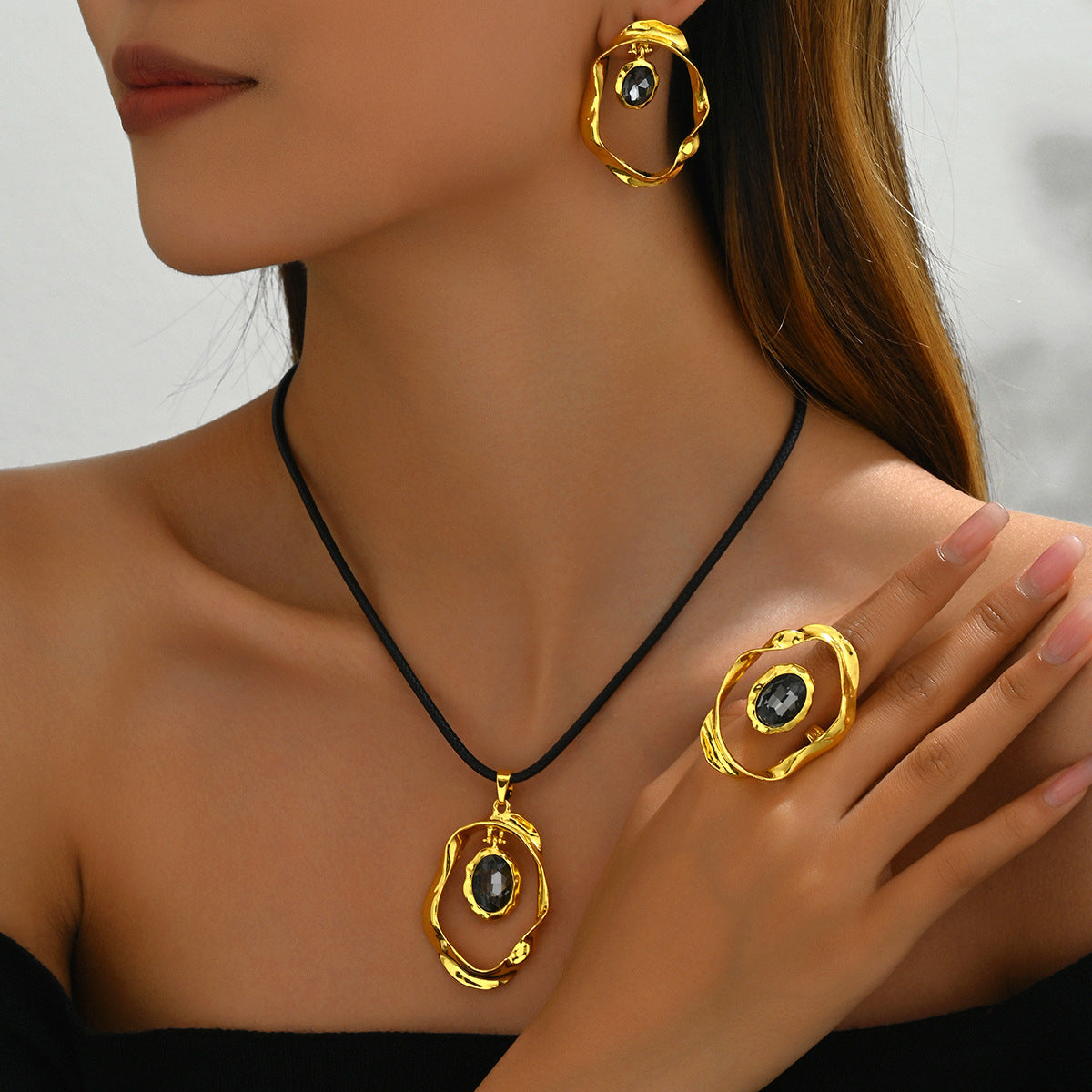 Geometric Women's Jewelry Set – Modern Alloy Necklace & Earrings