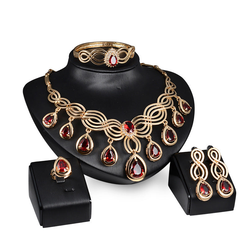 Elegant Alloy Jewelry Set – 18K Gold-Tone Necklace & Earrings with Rhinestone Accents