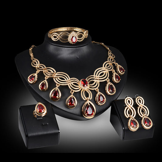 Elegant Alloy Jewelry Set – 18K Gold-Tone Necklace & Earrings with Rhinestone Accents
