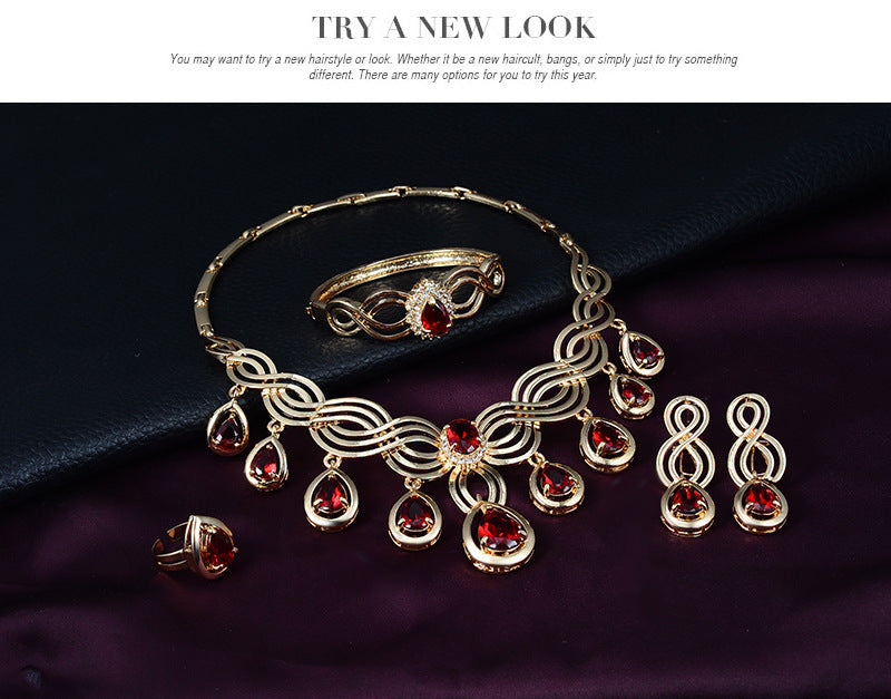 Elegant Alloy Jewelry Set – 18K Gold-Tone Necklace & Earrings with Rhinestone Accents